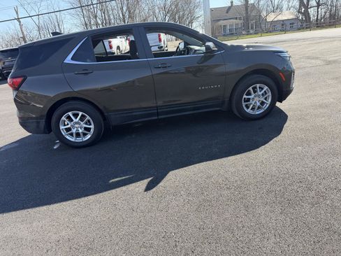 Used 2023 Chevrolet Equinox LT image 9