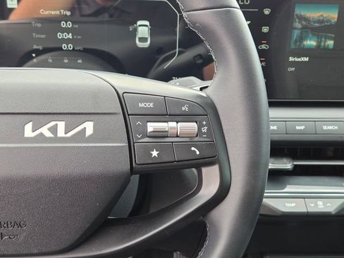 Certified 2025 Kia K4 EX FWD image 20