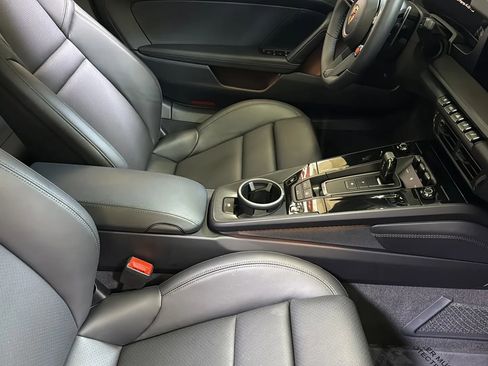 Used 2025 Porsche 911 Carrera 4 GTS image 21