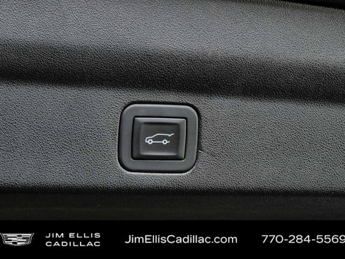 Certified 2025 Cadillac Escalade IQ Luxury 2 w/ LPO, Premium Carpet Package AWD/4WD image 33