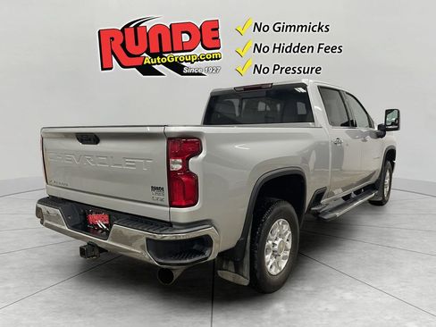 Used 2022 Chevrolet Silverado 2500 LTZ w/ LTZ Convenience Package image 11