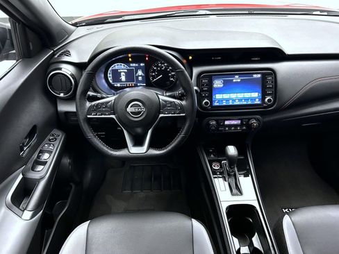 Certified 2023 Nissan Kicks SR w/ SR Premium Package FWD image 14