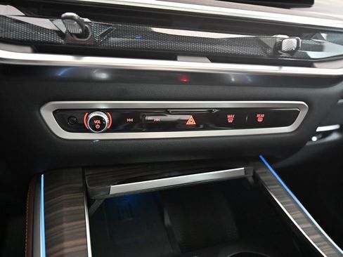 New 2026 BMW X5 xDrive50e w/ Executive Package AWD/4WD image 18