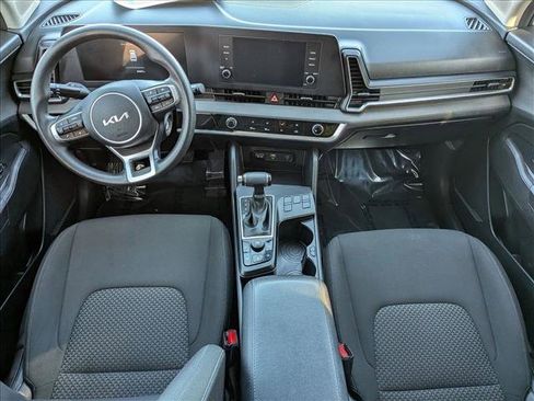 Used 2023 Kia Sportage LX image 14