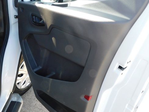 Used 2024 Ford Transit 250 Low Roof w/ Exterior Upgrade Package image 17