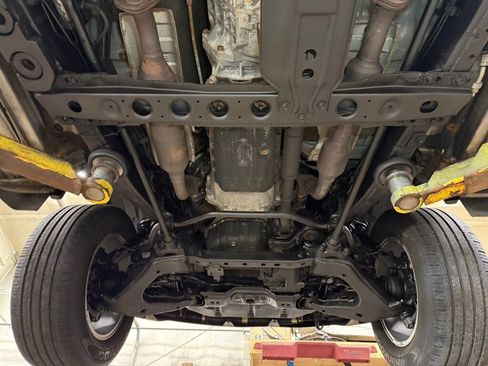 Used 2006 Toyota Land Cruiser image 24