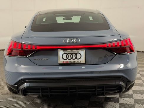 Used 2023 Audi e-tron GT Premium Plus image 10