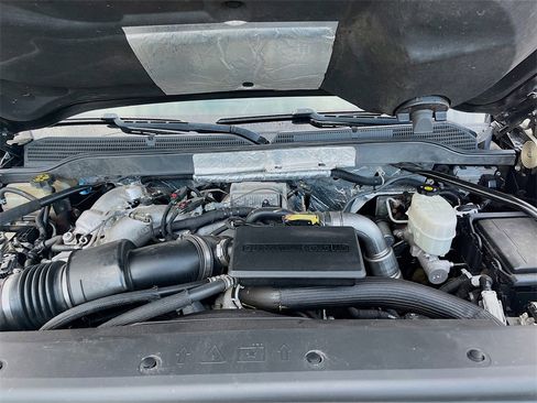 Used 2017 Chevrolet Silverado 2500 High Country w/ Duramax Plus Package image 31