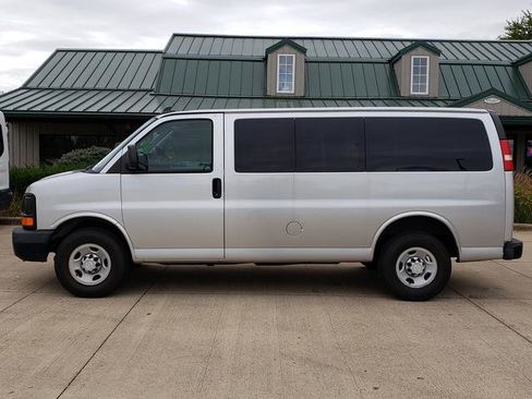 Used 2016 Chevrolet Express 2500 LS image 2