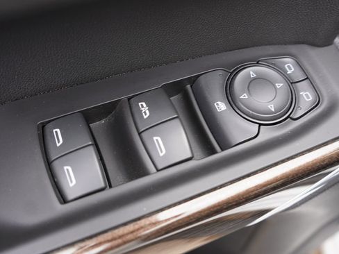 Used 2020 Chevrolet Silverado 1500 RST w/ All-Star Edition image 21