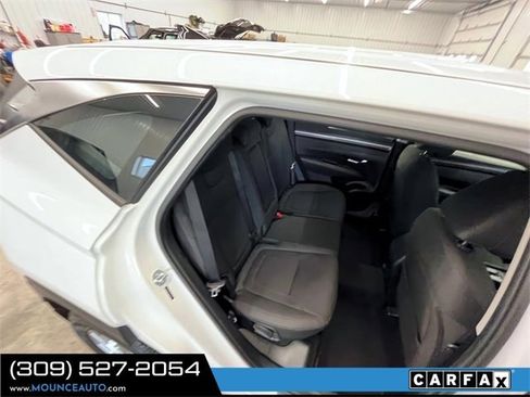 Used 2023 Hyundai Tucson SE image 9