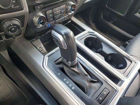 Used 2018 Ford F150 Platinum w/ Equipment Group 701A Luxury AWD/4WD image 35