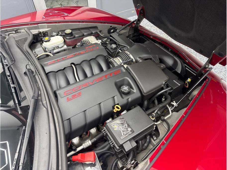 Used 2008 Chevrolet Corvette Coupe w/ Preferred Equipment Group RWD image 21