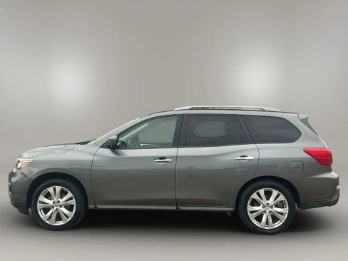 Used 2018 Nissan Pathfinder SL w/ SL Premium Package image 8