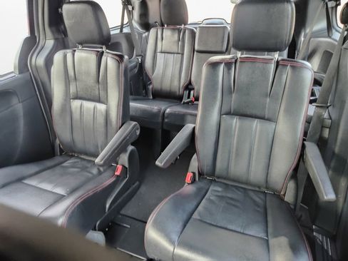 Used 2019 Dodge Grand Caravan GT image 22