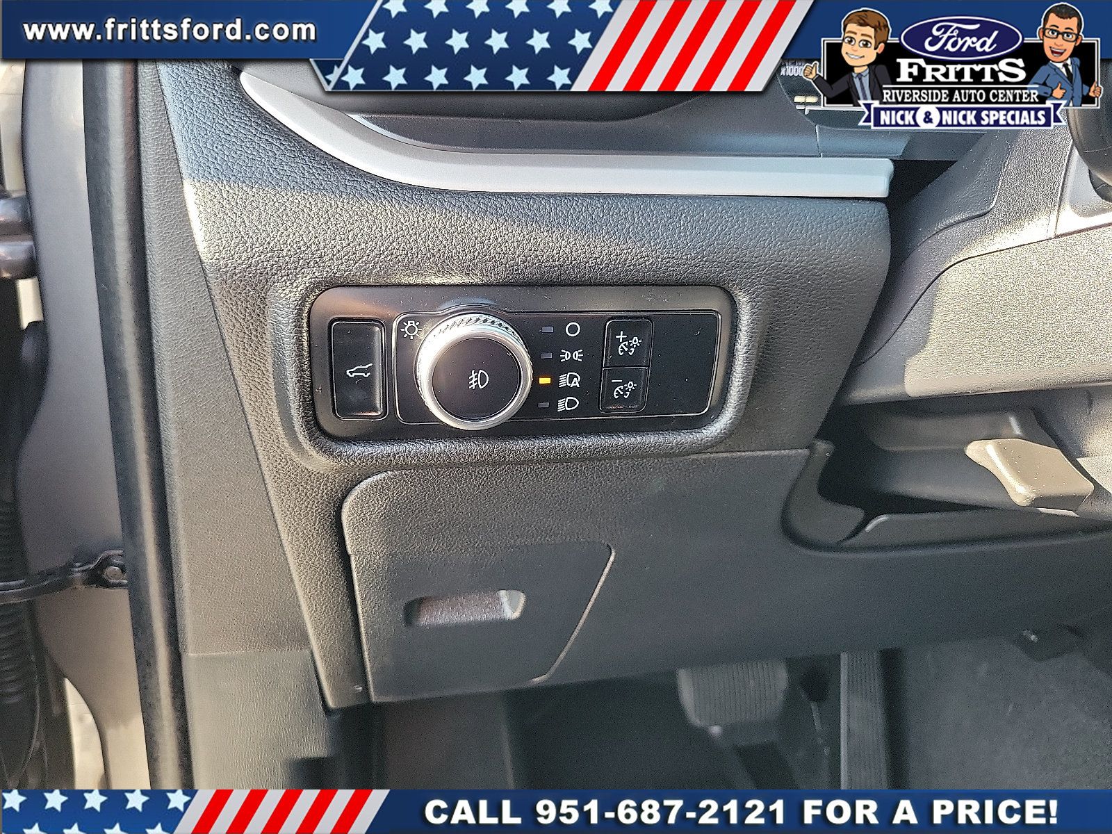 Certified 2023 Ford Explorer XLT w/ Equipment Group 202A RWD image 11
