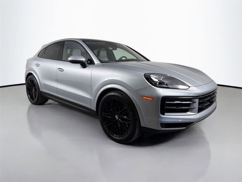 Certified 2026 Porsche Cayenne Coupe AWD/4WD image 9