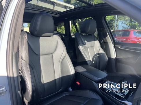 Used 2023 BMW X3 sDrive30i w/ M Sport Package RWD image 32