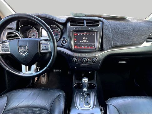 Used 2018 Dodge Journey Crossroad w/ Driver Convenience Group FWD image 14