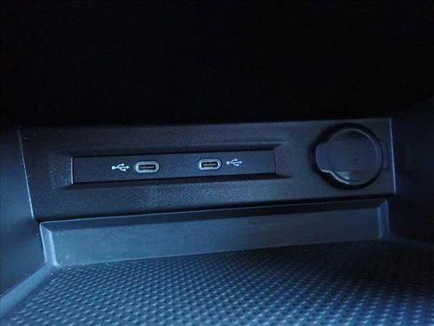 Used 2022 Volkswagen Taos S image 19