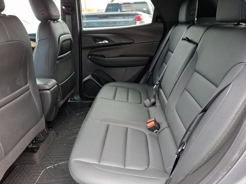 Used 2021 Chevrolet TrailBlazer ACTIV w/ Convenience Package FWD image 9