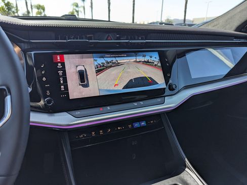 Used 2024 Jeep Wagoneer Launch Edition image 26