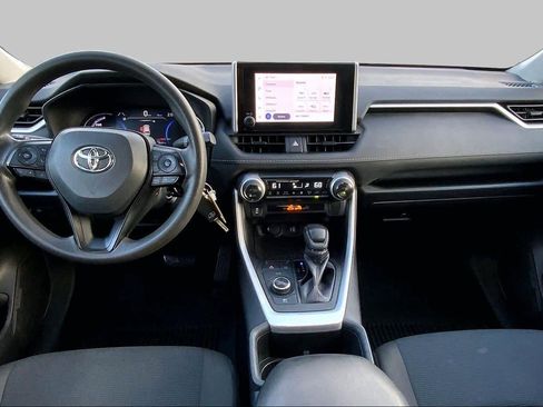 Used 2024 Toyota RAV4 LE AWD/4WD image 15