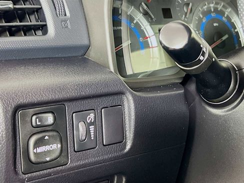 Used 2018 Toyota 4Runner SR5 image 10