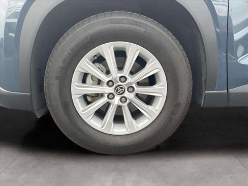 Used 2024 Toyota Grand Highlander XLE image 17