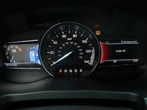 Used 2016 Ford Explorer XLT w/ Equipment Group 202A image 22