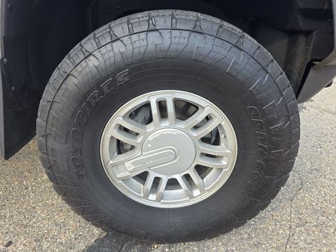 Used 2006 HUMMER H3 AWD/4WD image 40