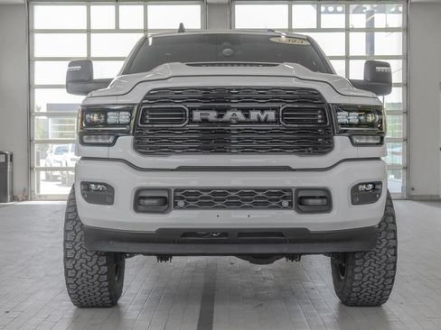 Used 2023 RAM 2500 Limited AWD/4WD image 11