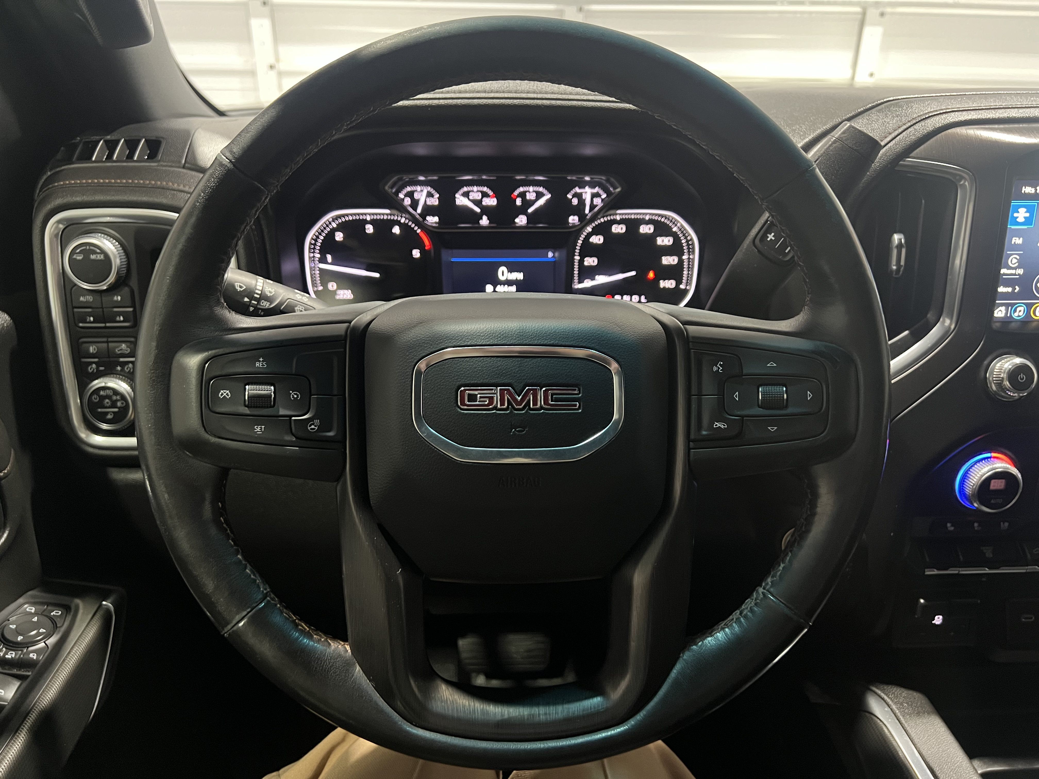 Used 2022 GMC Sierra 2500 AT4 AWD/4WD image 11