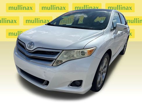 Used 2013 Toyota Venza XLE w/ XLE Premium Pkg FWD image 9