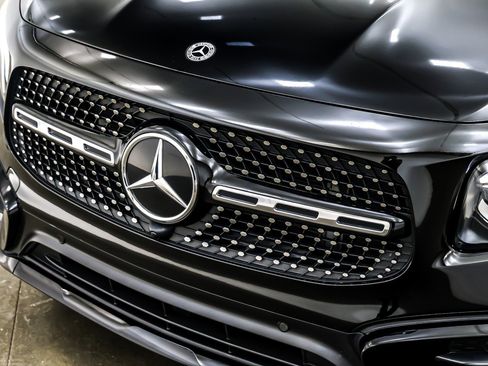 Used 2024 Mercedes-Benz GLB 250 image 14