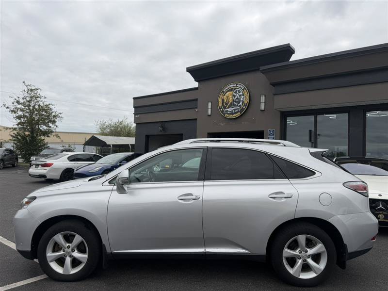 Used 2013 Lexus RX 350 AWD w/ Navigation Pkg image 2