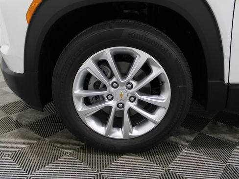 New 2026 Chevrolet TrailBlazer LS image 40