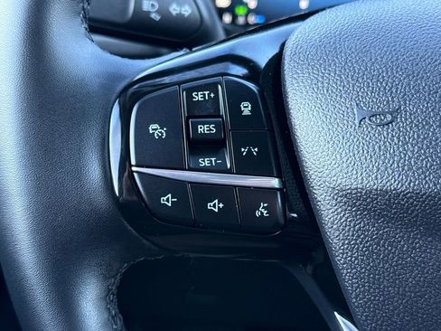 Used 2025 Ford Escape Platinum AWD/4WD image 27