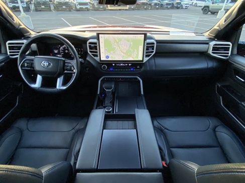 Used 2025 Toyota Sequoia Platinum image 29