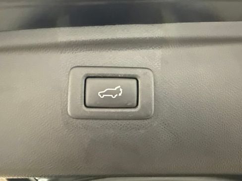 Used 2016 Subaru Outback 2.5i Limited AWD/4WD image 14