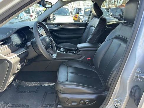 Certified 2023 Jeep Grand Cherokee Limited image 14