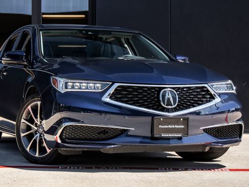 Used 2018 Acura TLX V6 w/ Technology Package FWD image 5