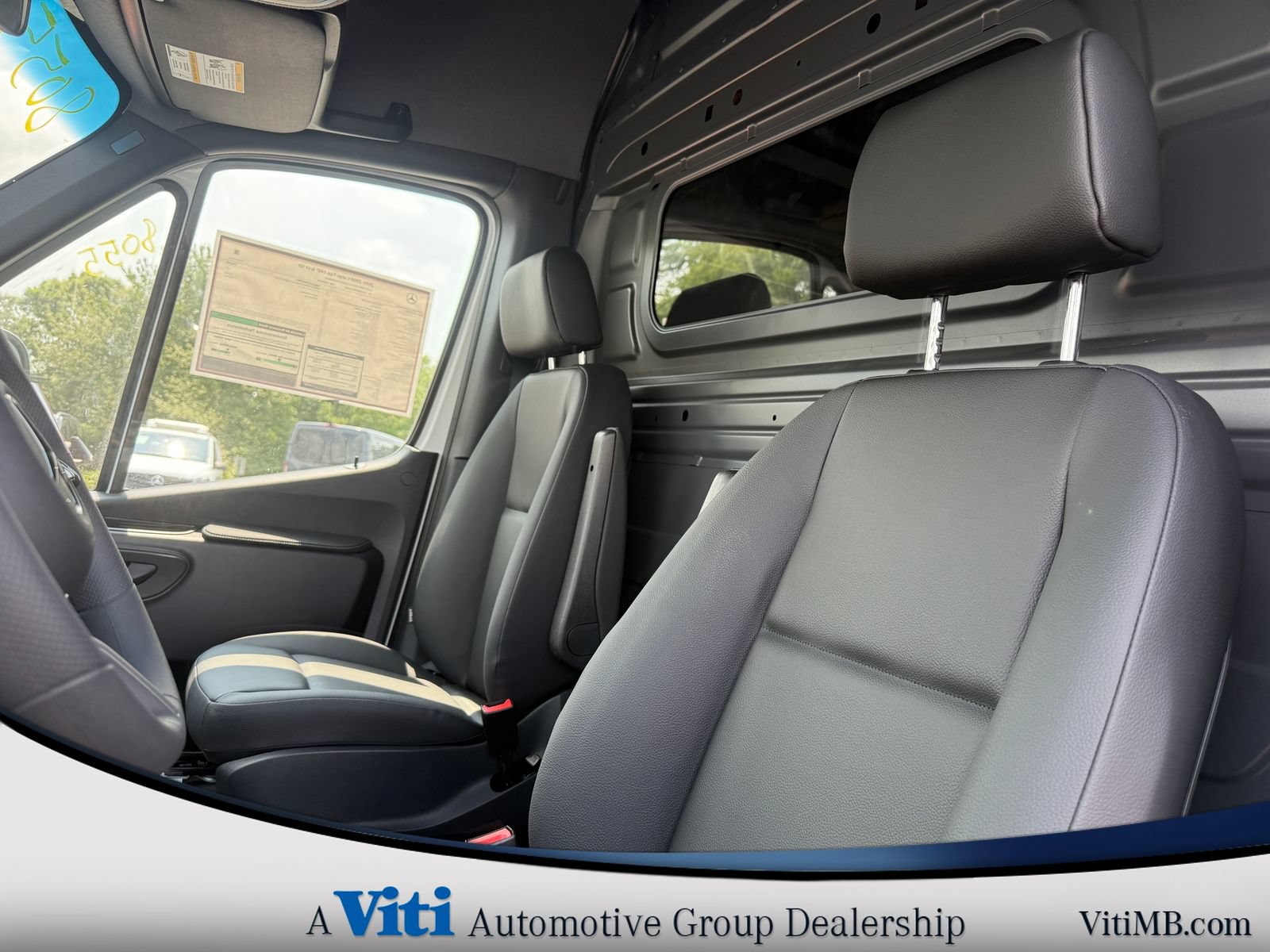 Used 2026 Mercedes-Benz Sprinter 2500 image 15