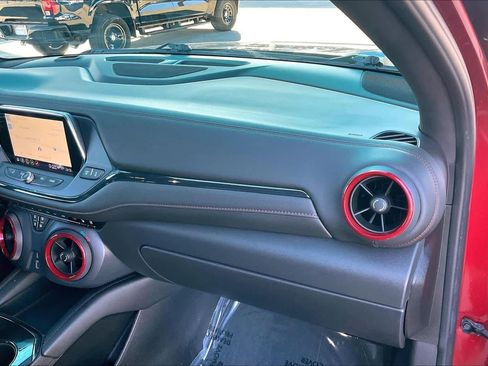 Used 2021 Chevrolet Blazer RS w/ Enhanced Convenience Package image 18