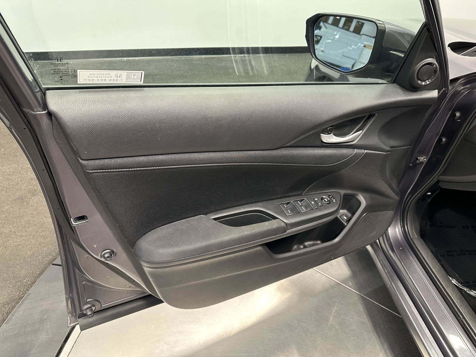 Used 2020 Honda Insight EX image 10