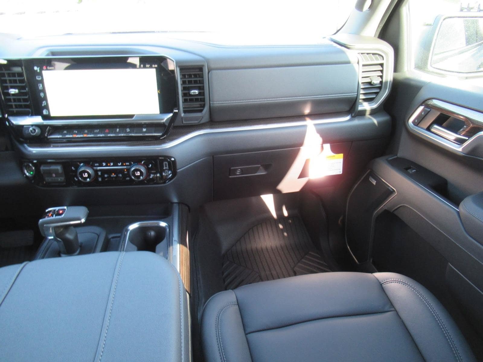 New 2026 Chevrolet Silverado 1500 RST w/ RST All Star Premium Package AWD/4WD image 14