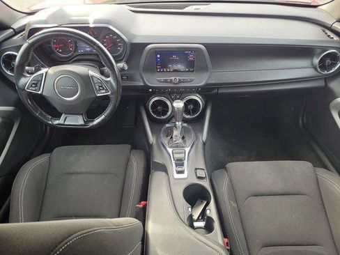 Used 2023 Chevrolet Camaro LT RWD image 9