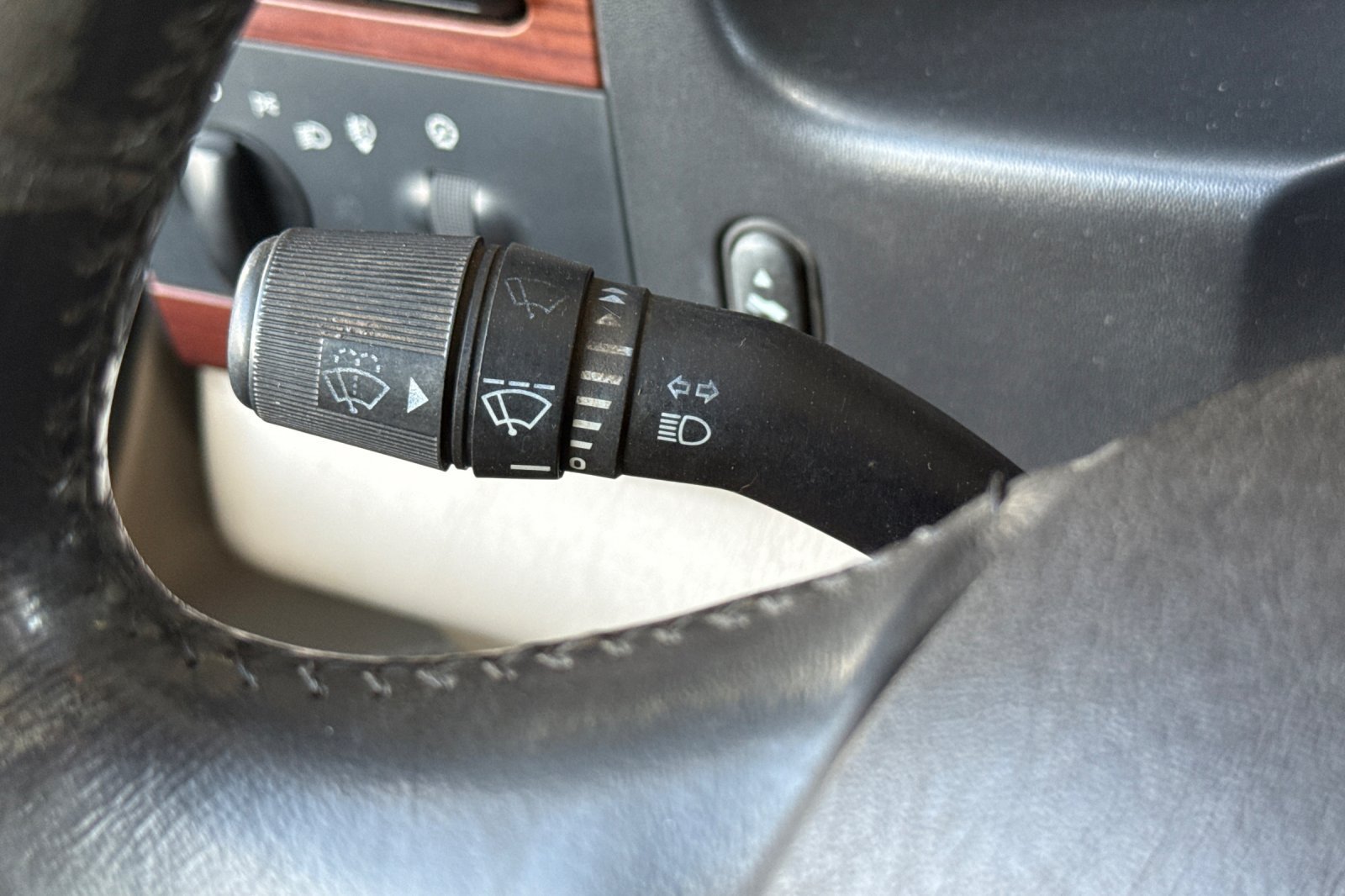 Used 2006 Ford F350 Lariat AWD/4WD image 34
