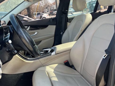 Used 2016 Mercedes-Benz C 300 4MATIC Sedan image 12