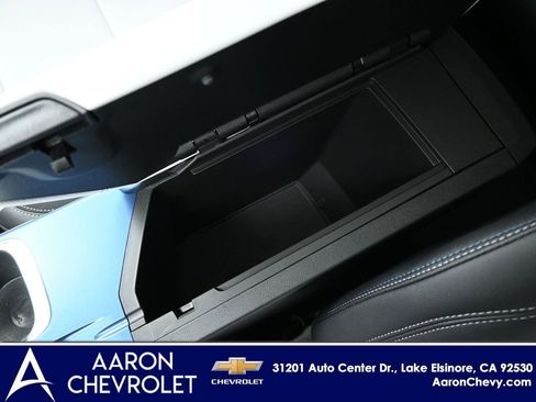 New 2026 Chevrolet Equinox EV LT image 32